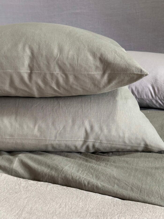 taie d'oreiller en lin et coton vert La Draperie Française
