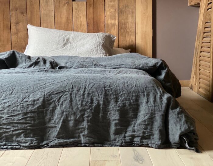 coussin xxl en lin gris La Draperie Française