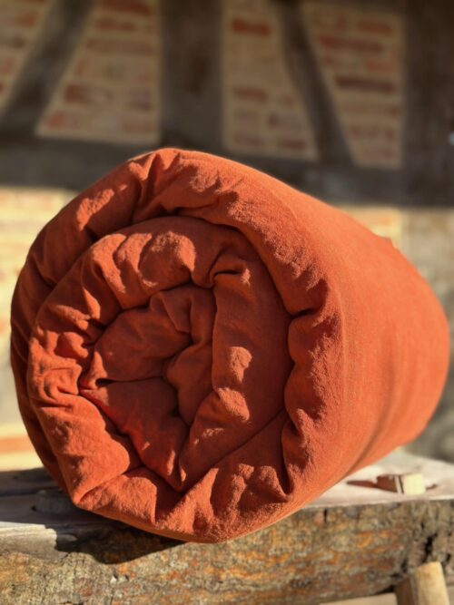 édredon en lin lavé terracotta La Draperie Française