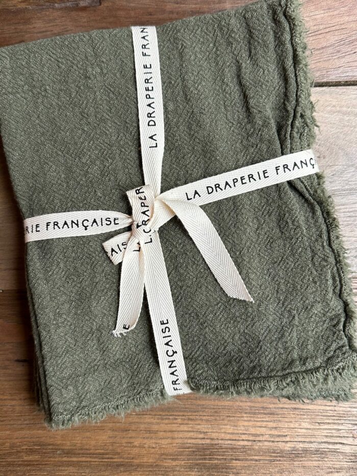 set de table en lin kaki bohème chic La Draperie Française